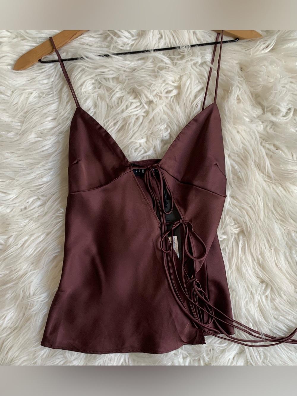 NWT Lioness Mariah Cami Top Satin Brown Size XS /US 2 - Picture 2 of 8